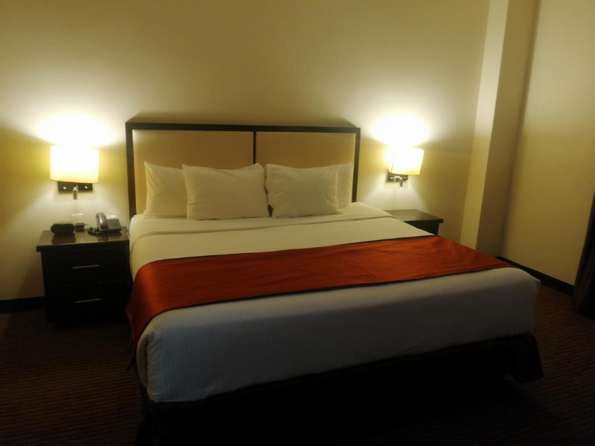 Best Western Plus La Mina Parral Luaran gambar