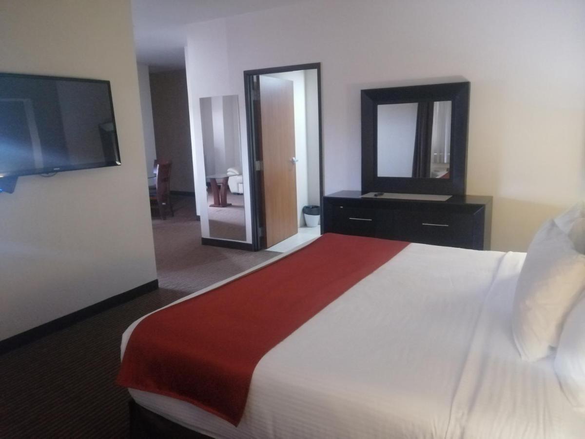 Best Western Plus La Mina Parral Luaran gambar