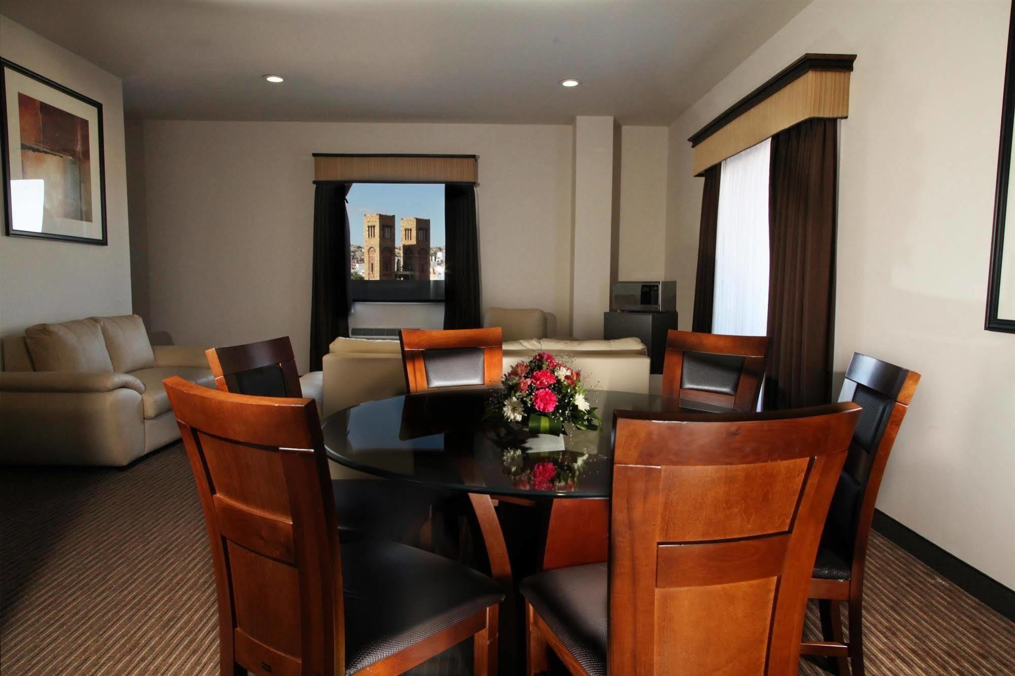 Best Western Plus La Mina Parral Dalaman gambar